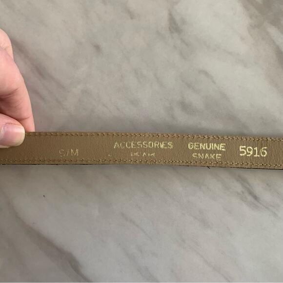 Genuine Tan Beige Snakeskin & Gold Hardware Waist Belt S/M 33 - Picture 2 of 6